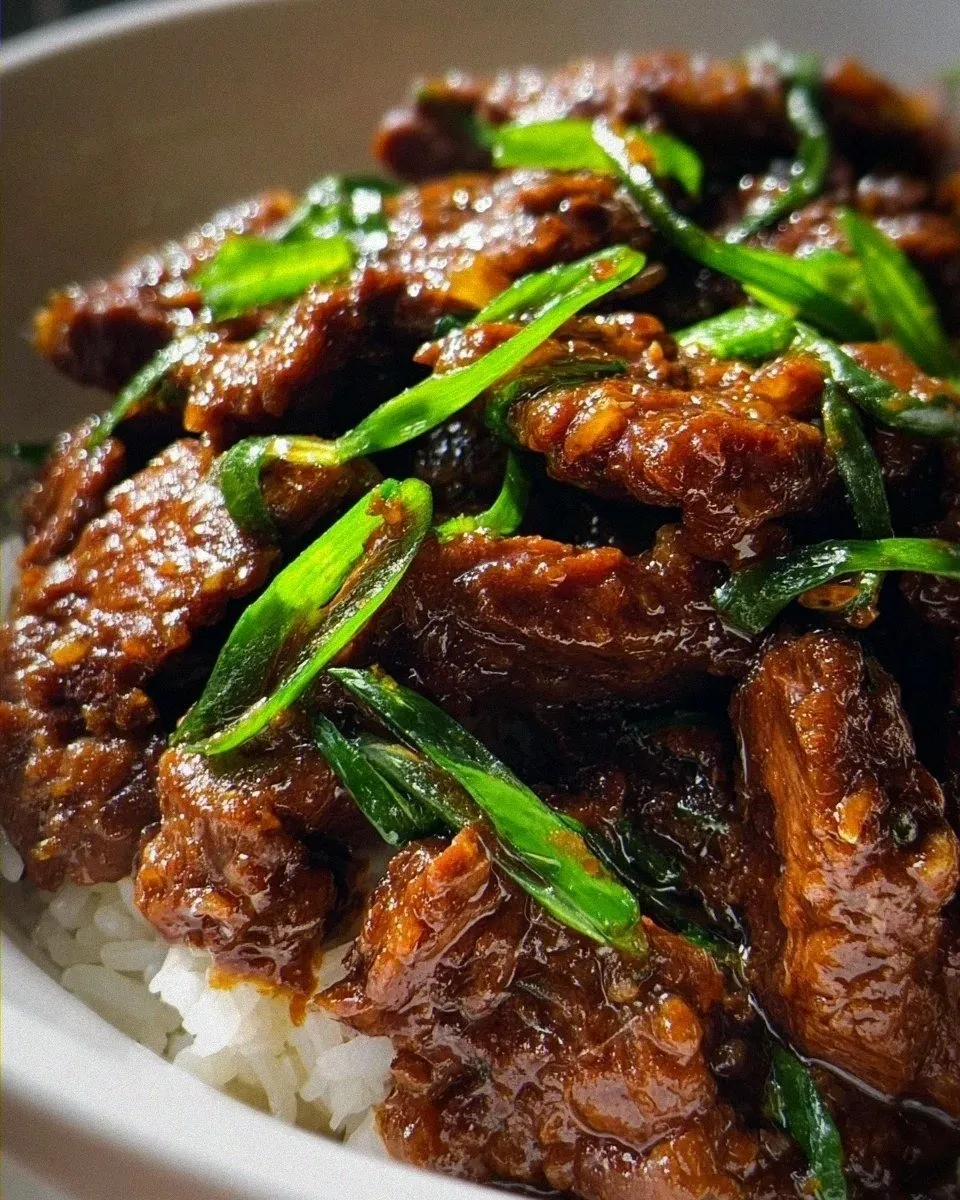 Slow Cooker Mongolian Beef: Easy, Flavorful Weeknight Meal