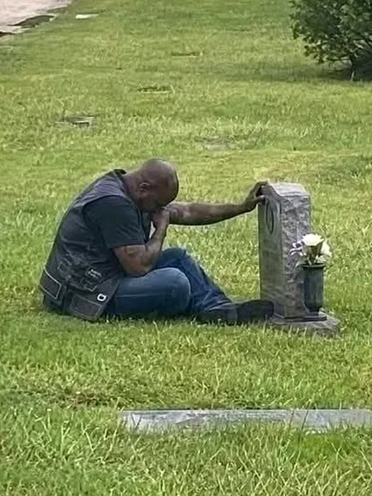 I Never Knew My Late Wife Had a Secret Lover Who Mourned Her Every Saturday on His Harley