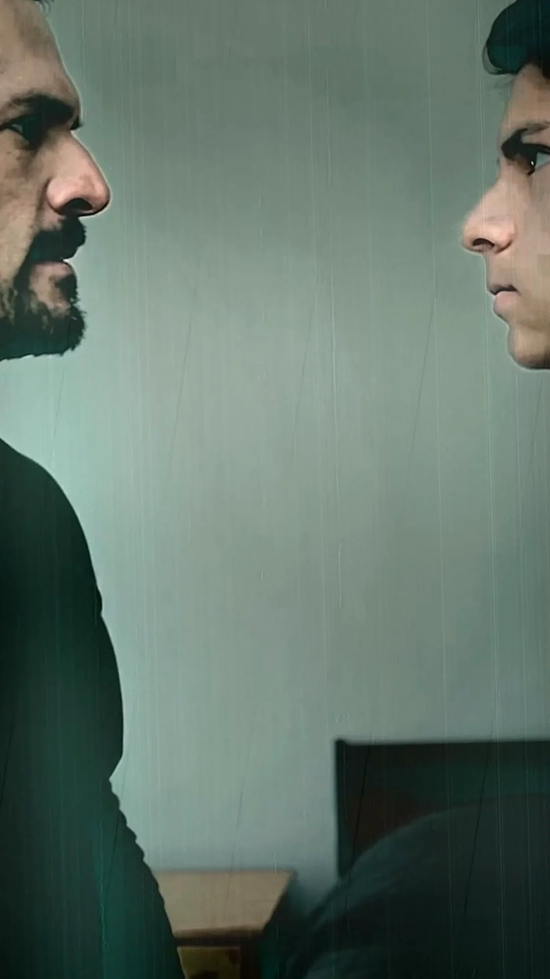 Descubro el oscuro legado familiar y la amenaza que pone en riesgo a los que amo