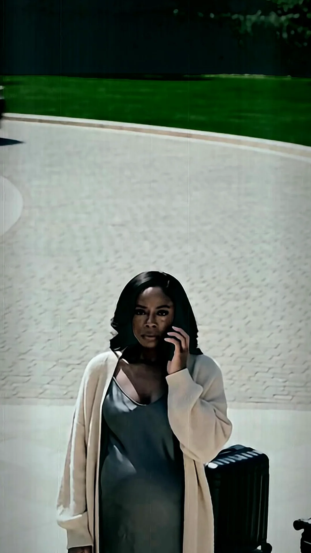I Walked Out of My Husband’s Mansion Cradling My Unborn Child, Determined to Protect the Life He Tried to Destroy