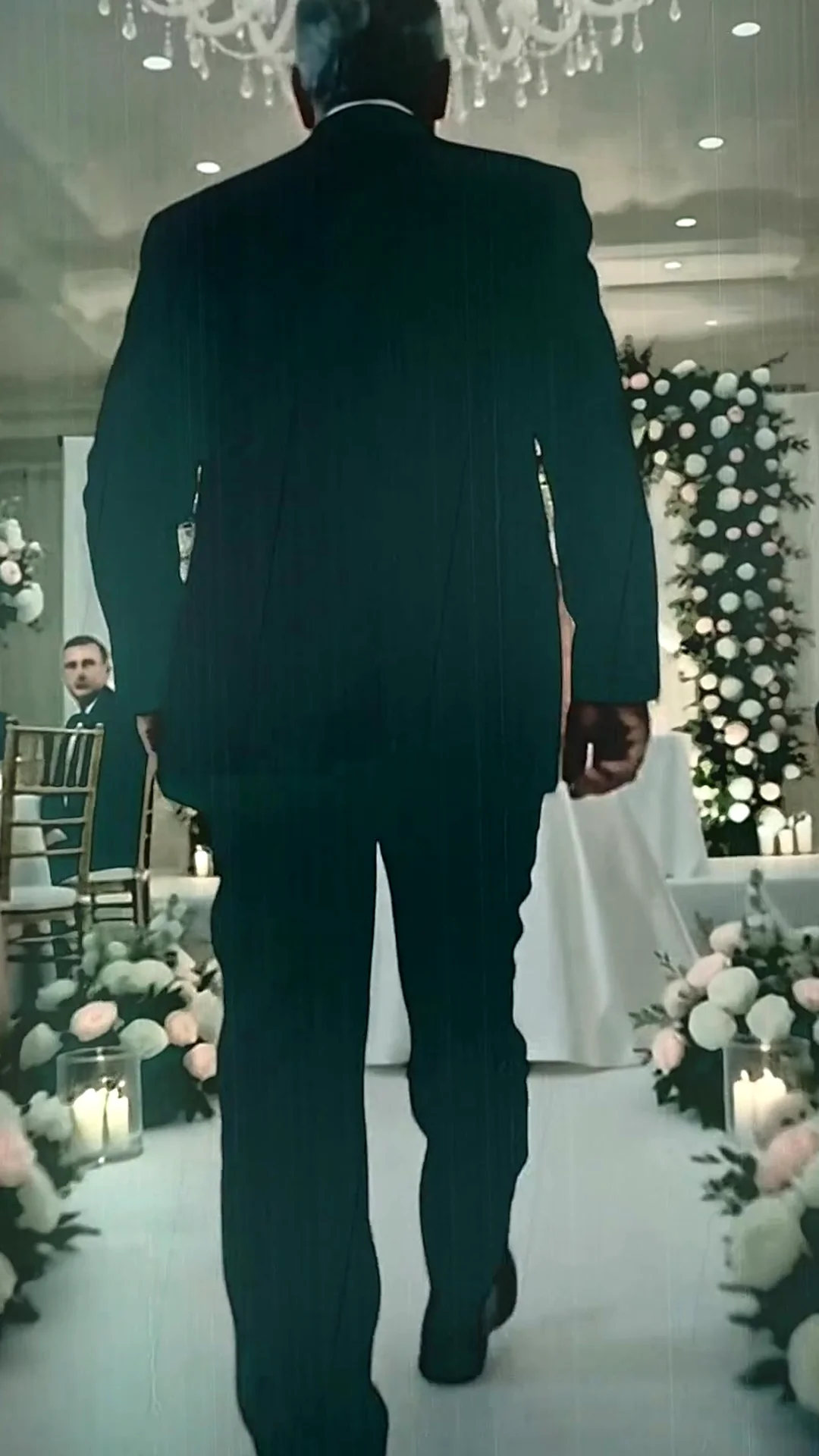 Mi boda se convirtió en una pesadilla cuando descubrí que mi padre no era quien decía ser y un secuestrador tomó el control del salón.