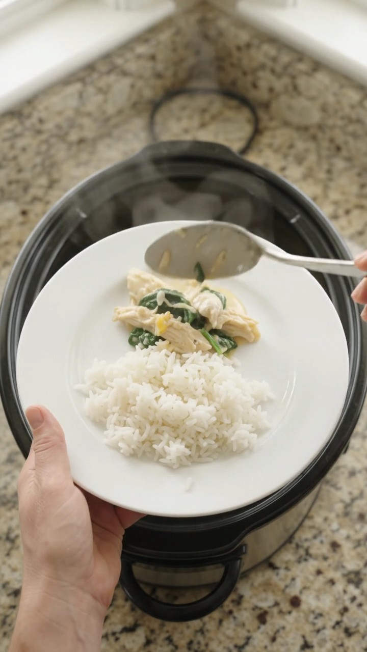 Crockpot Creamy Cheddar Spinach Artichoke Chicken