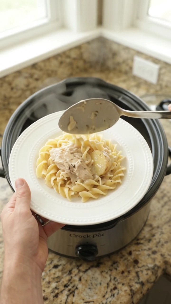 Crockpot Creamy Parmesan Baby Potato Chicken