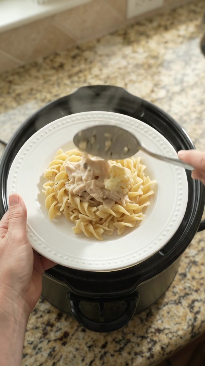 Crockpot Creamy Parmesan Cauliflower Chicken