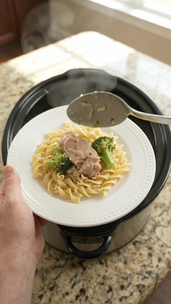 Crockpot Velvety Parmesan Broccoli Chicken Thighs