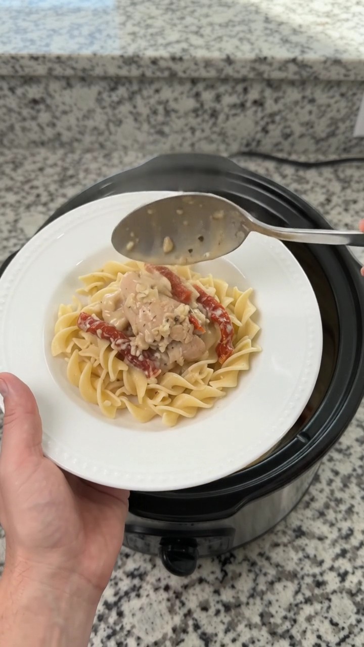 Crockpot Velvety Parmesan Sun-dried Tomato Chicken Thighs