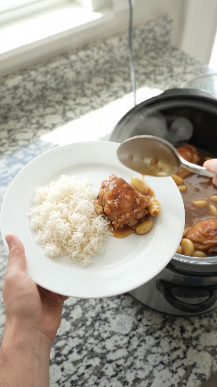Crockpot Garlic Scallion Honey Soy Chicken Thighs