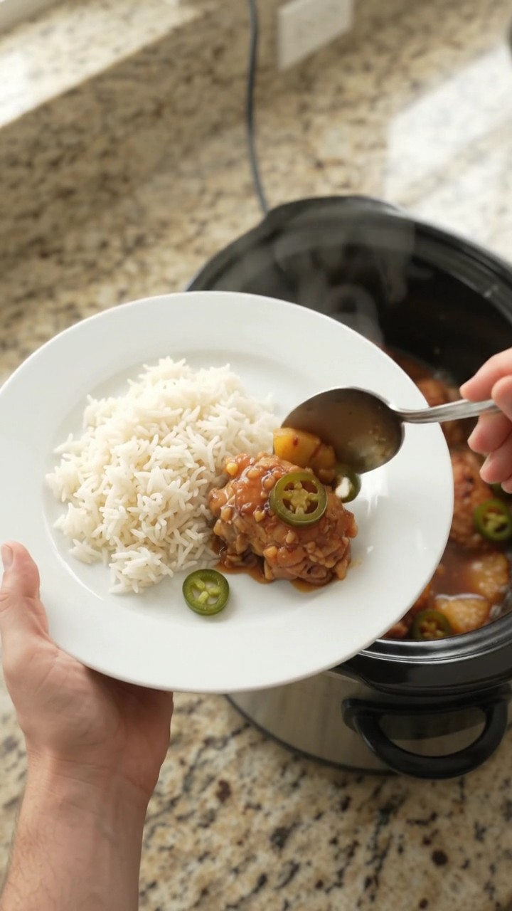 Crockpot Jalapeño Lime Honey Soy Chicken Thighs
