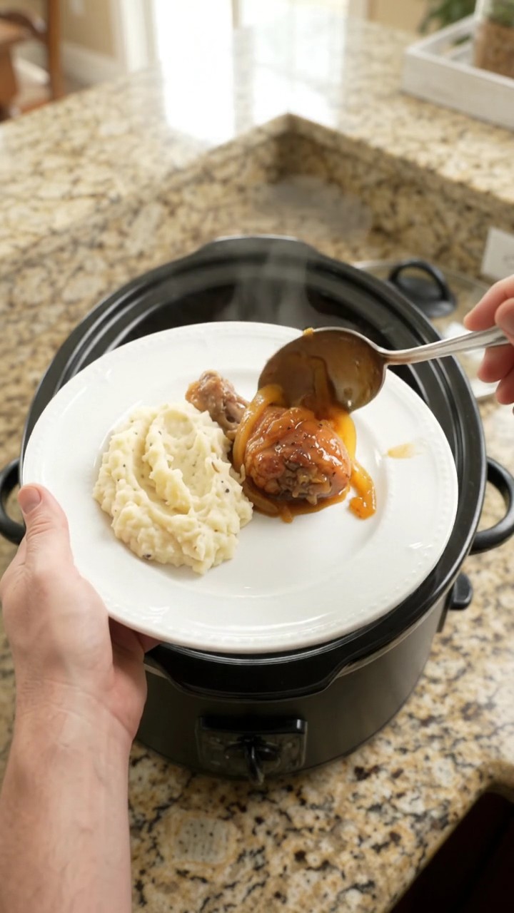 Crockpot Apricot Bourbon Glazed Chicken Drumsticks