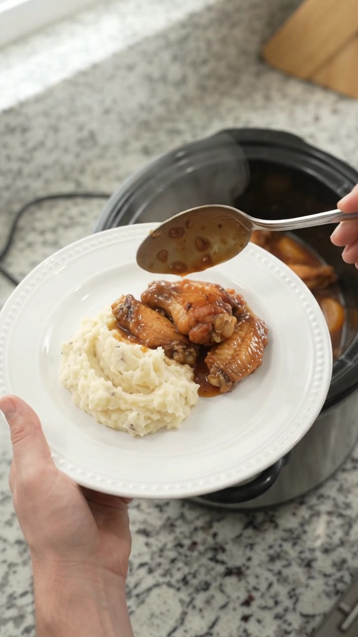 Crockpot Mandarin Bourbon Glazed Chicken Wings