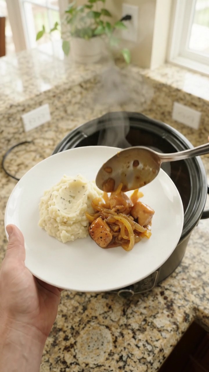 Crockpot Apricot Bourbon Glazed Chicken Bites