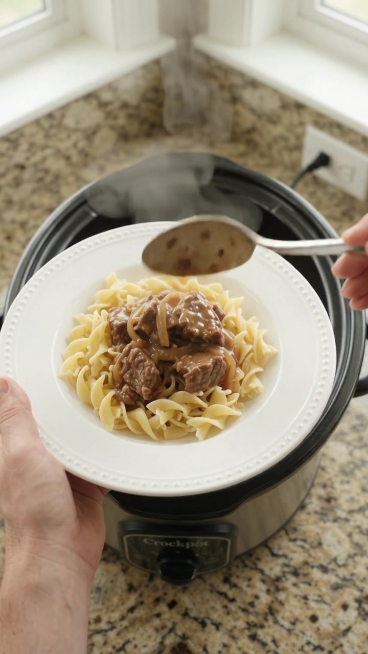 Crockpot Sour Cream French Onion Beef Bites