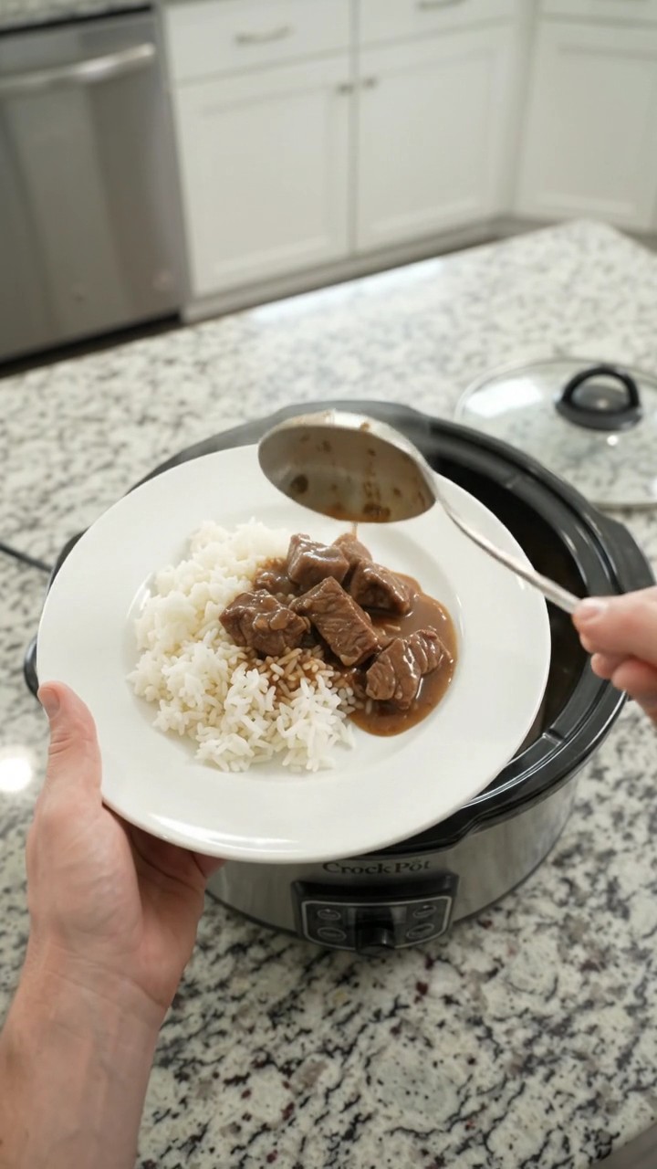 Crockpot Bourbon Gravy Garlic Potato Sirloin Tips