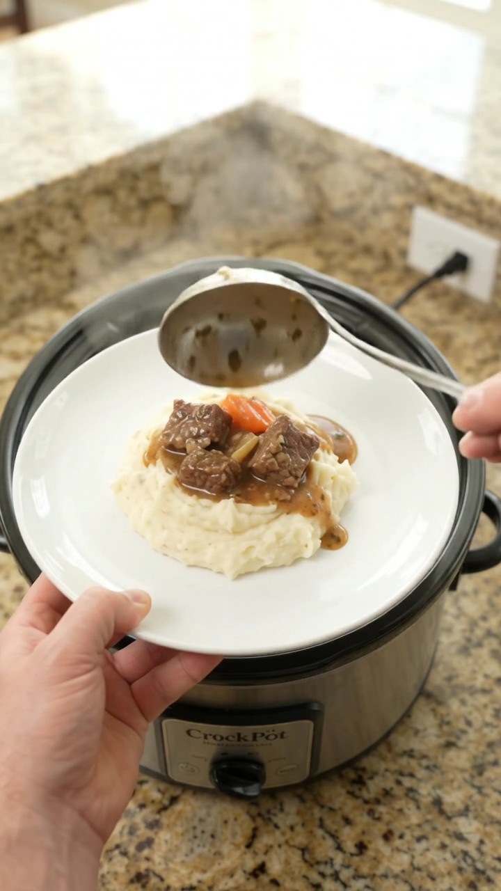 Crockpot Cowboy Butter Pearl Onion Ribeye Bites