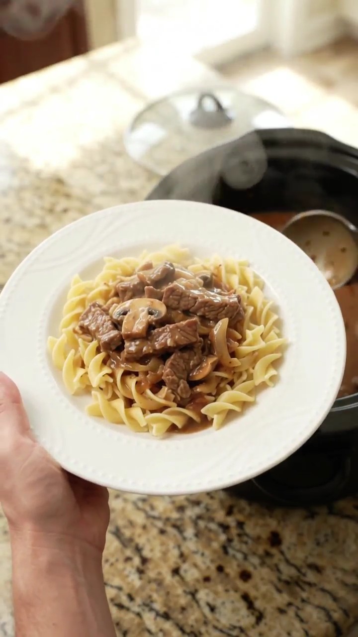 Crockpot Cowboy Butter Pepper Flank Steak