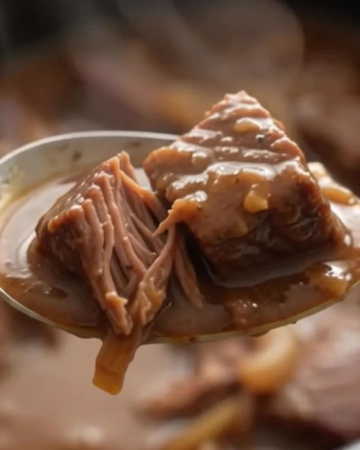 Crockpot Beef Tips and Gravy