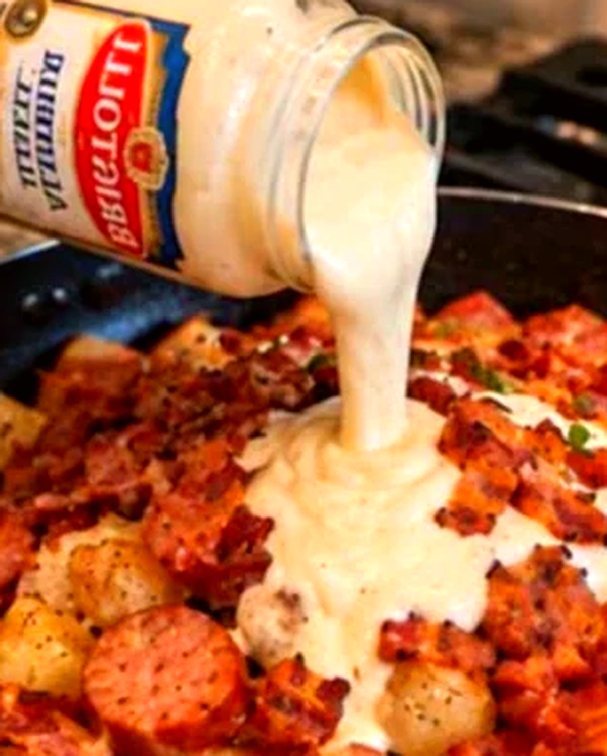 The 5-Minute Coarse Salt & Potato Trick That Restores Any Sticky Cast-Iron Skillet