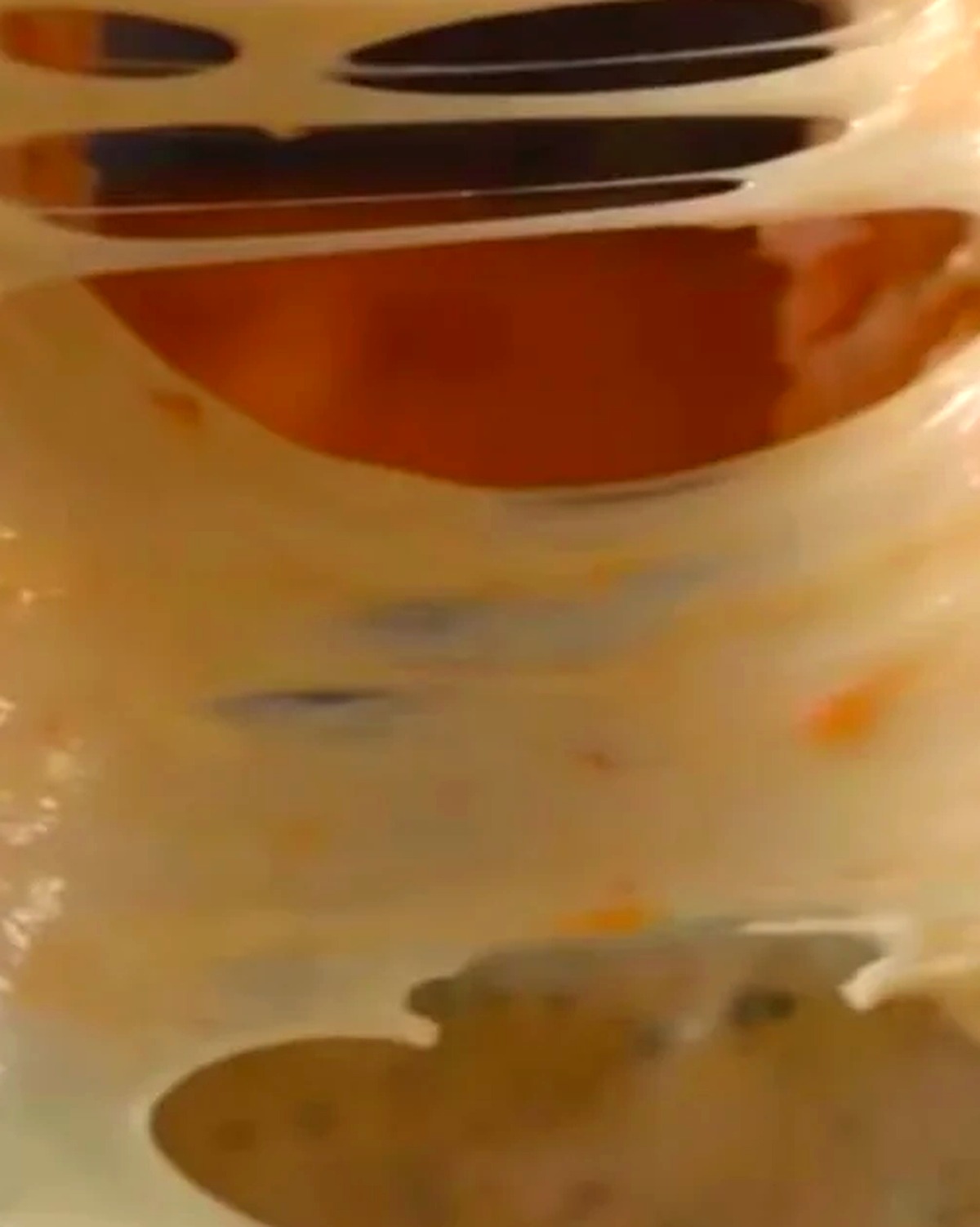 How to Tell If Eggs Are Still Fresh in 3 Seconds Using a Bowl of Cold Water