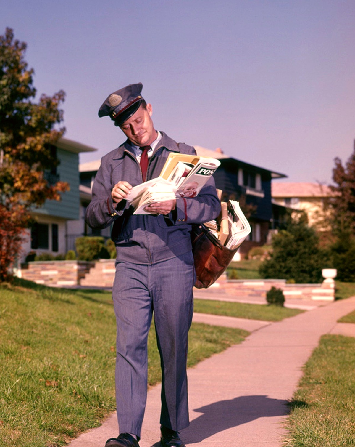 Our Mail Carrier Noticed Mrs. Henderson’s Porch Light Was Still On at Noon — His Two-Minute Detour Saved Our Favorite Neighbor
