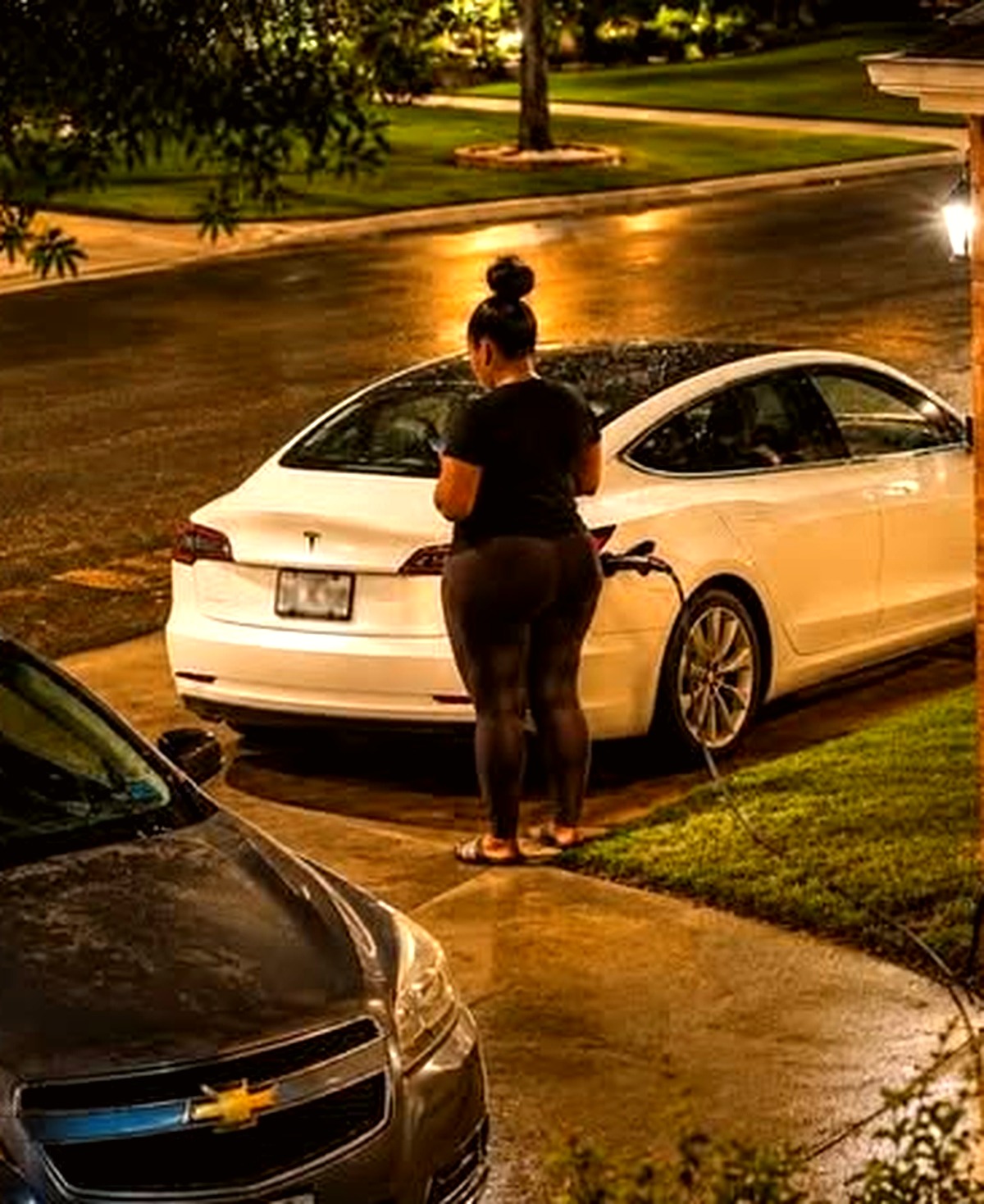 My Neighbor Secretly Charged Her Electric Car From My House Every Night—Instead of Calling Police, This 62-Year-Old Widow Found a Smarter Way